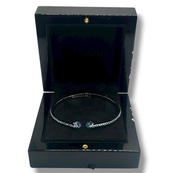 NWT Givenchy Crystal & Pavé Hinged Bangle Bracelet silver & Light Blue NEW - Picture 2 of 12